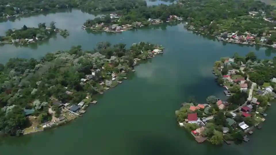 A magyar Maldív szigetek: a csepeli Kavicsos-tó
